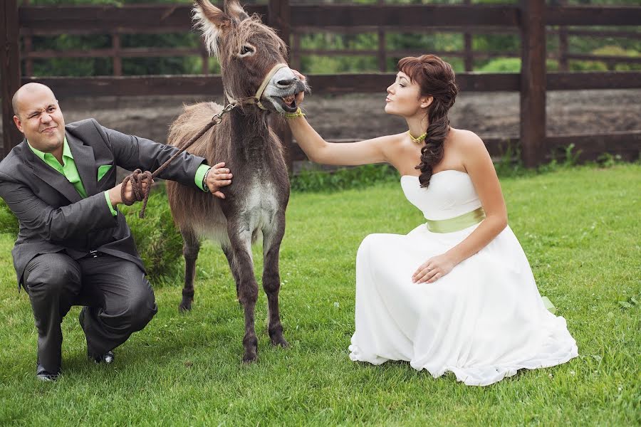 Fotógrafo de bodas Ekaterina Terzi (terzi). Foto del 30 de abril 2014