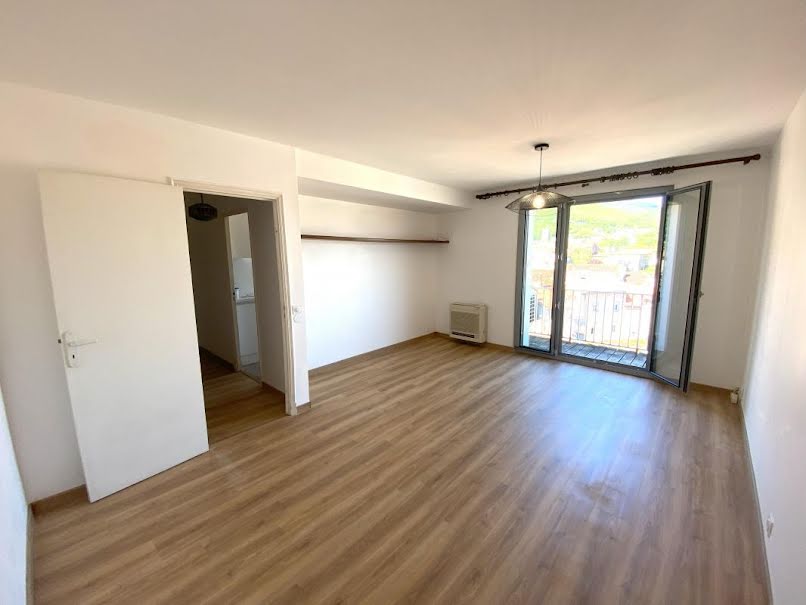 Location  appartement 2 pièces 50 m² à Mazamet (81200), 510 €