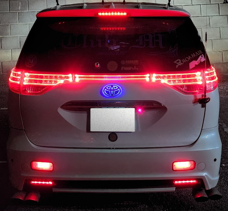 エスティマのclub.M・長州LED・ファイバーテールランプ・加工テールランプ・あなたのテールは？に関するカスタム事例の投稿画像1枚目
