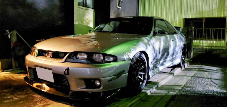 スカイライン GT-RのGT-R・納車・R33に関するカスタム事例の投稿画像1枚目