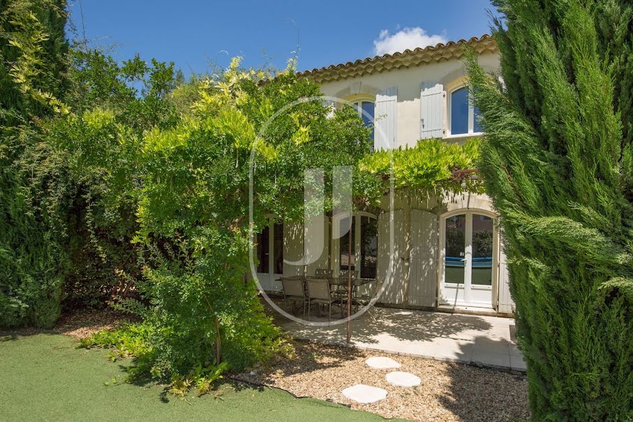 Vente maison 5 pièces 155 m² à Saint-Rémy-de-Provence (13210), 990 000 €