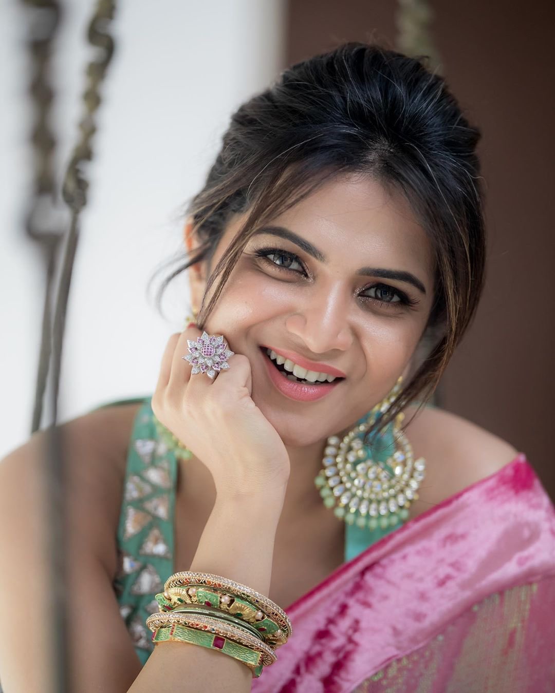 Anchor DD Divyadarshini Glam Pink Saree Photoshoot | Indian Filmy Actress