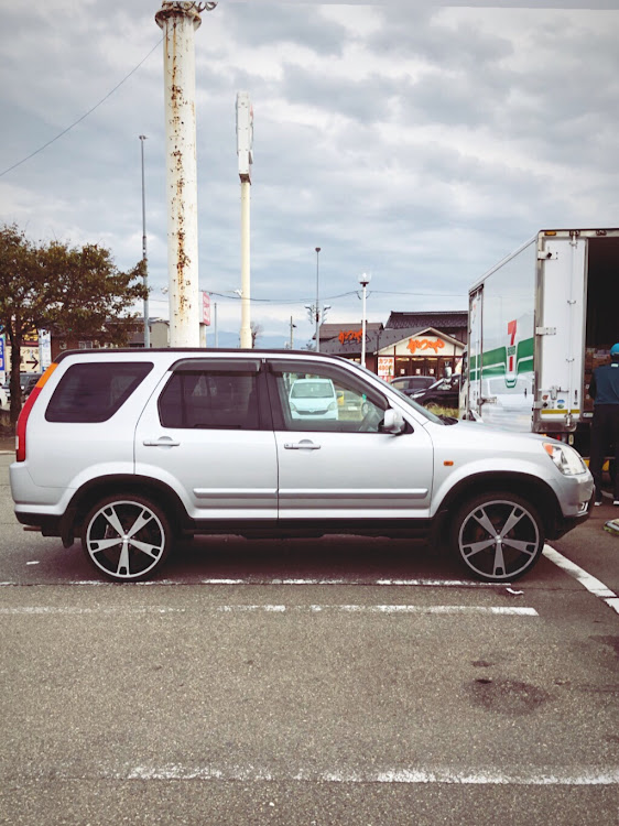 CR-Vのホイール交換・ドライブに関するカスタム事例の投稿画像2枚目