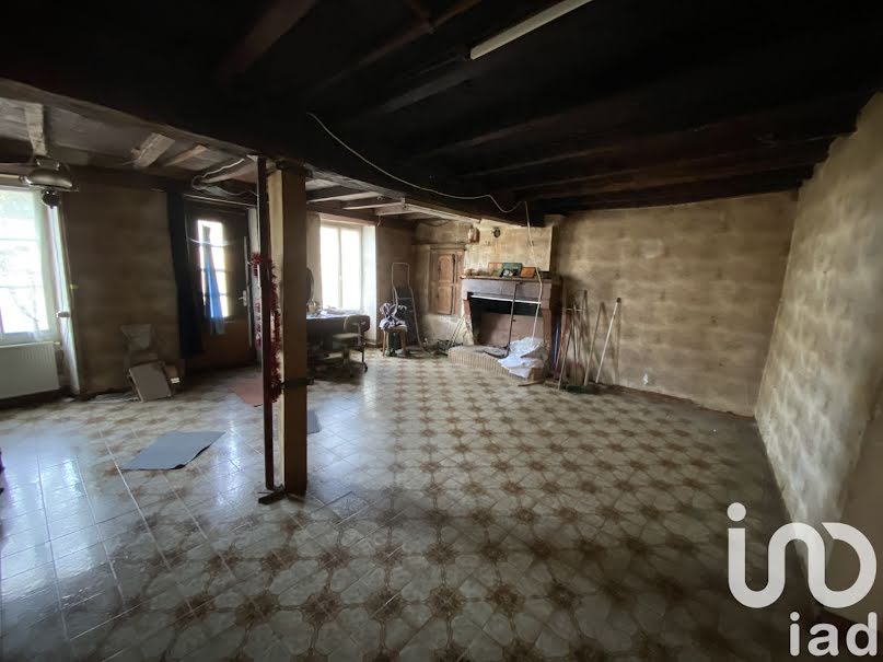 Vente maison 4 pièces 115 m² à Nonac (16190), 66 666 €