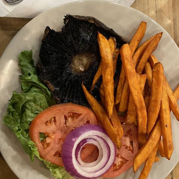 Gluten-Free Fries at Puckett's Restaurant