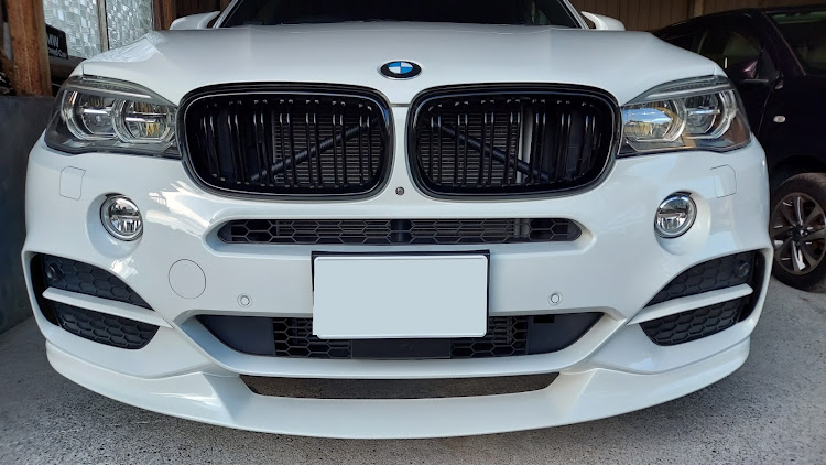 X5の車種名エンブレムは無し派・人のネタをパクる・DIY・間もなくみかんの収穫・カインズホームに関するカスタム事例の投稿画像9枚目