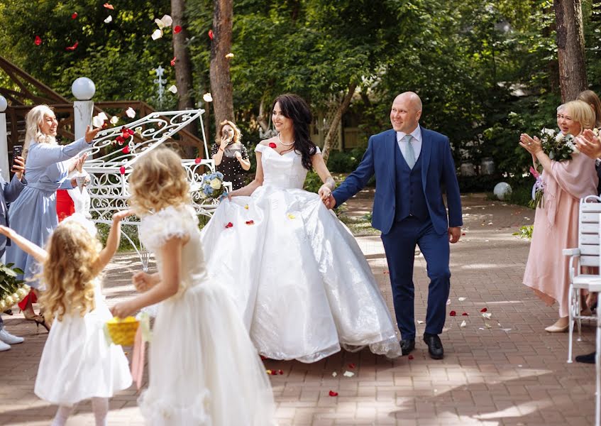 Fotógrafo de bodas Stella Knyazeva (stellaknyazeva). Foto del 11 de abril 2022