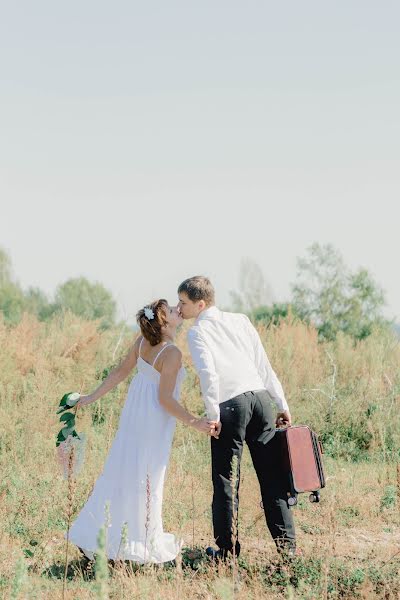 Wedding photographer Darya Zvyaginceva (nuda). Photo of 14 September 2015