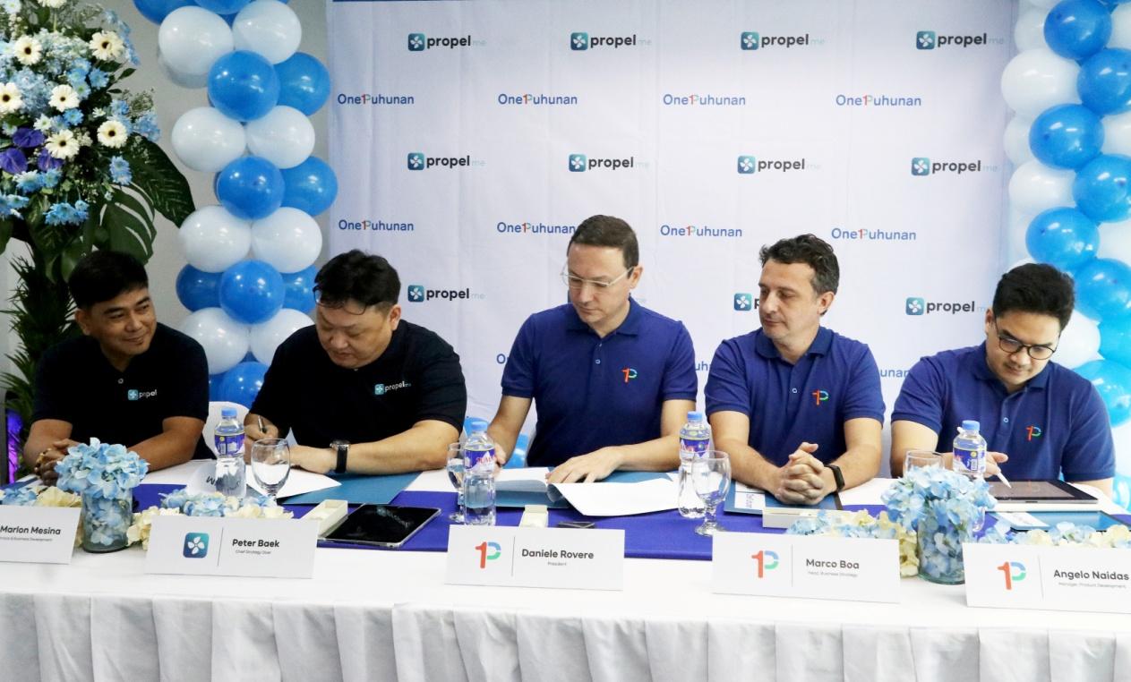 moa signing 01_nonoy lacza 10102023.jpg