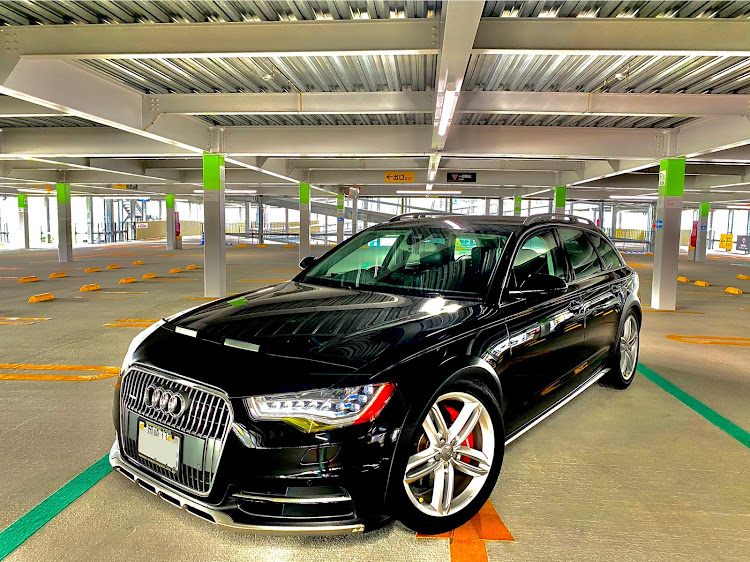 A6オールロードクワトロのA6オールロード・立体駐車場シリーズ・アウディのある生活・アウディのある風景に関するカスタム事例の投稿画像1枚目