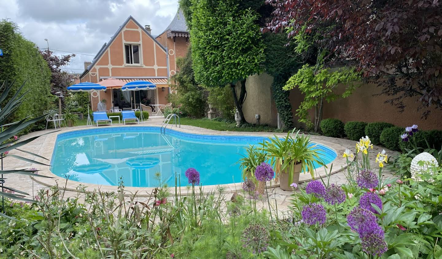 Maison avec piscine et terrasse Dijon