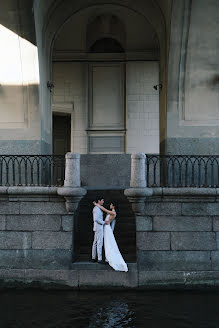 Vestuvių fotografas Nataliya Tolstikova (natalielola). Nuotrauka 2023 balandžio 6