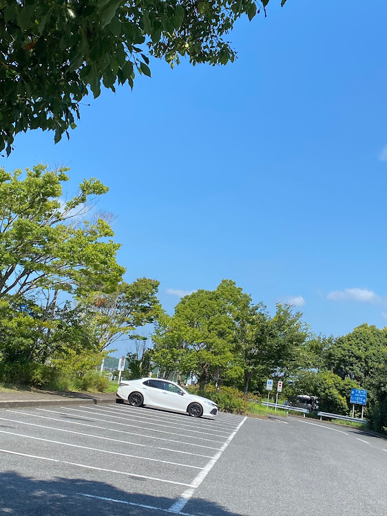 カムリの70カムリ・セダン好きと繋がりたい・ドライブ・シートカバー・良い天気☀️に関するカスタム事例の投稿画像4枚目