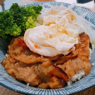 燒肉丼販(台中公益店)