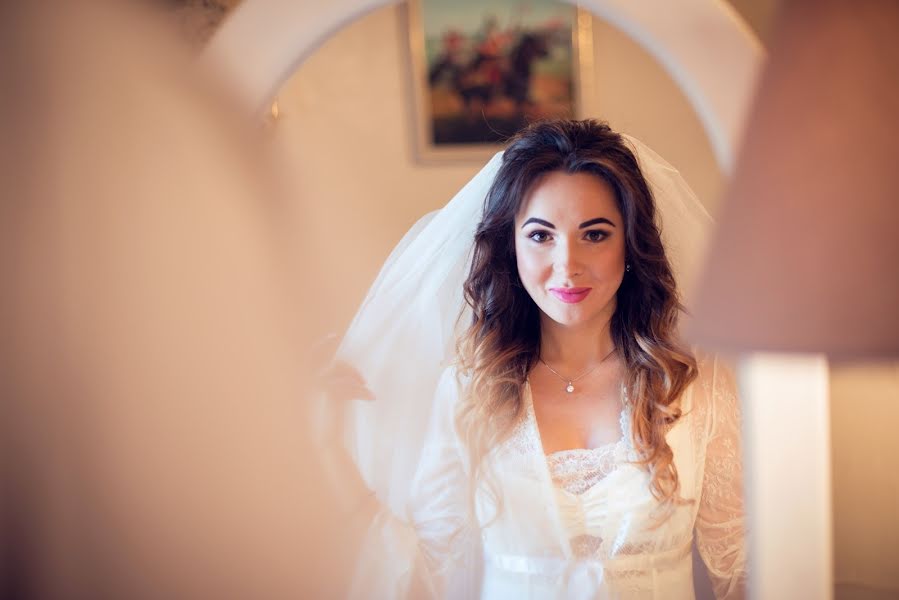 Fotografo di matrimoni Anastasiya Shvedkova (takephoto). Foto del 11 marzo 2017