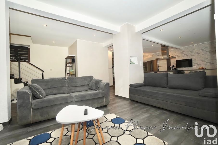 Vente maison 6 pièces 159 m² à Villerupt (54190), 359 000 €