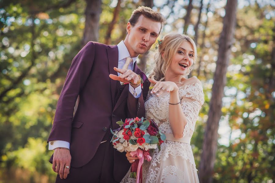 Nhiếp ảnh gia ảnh cưới Dominik Kučera (dominikkucera). Ảnh của 21 tháng 2 2019