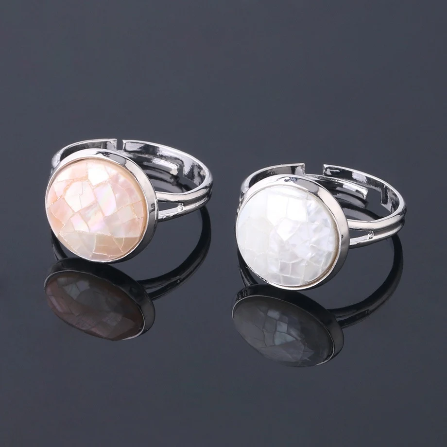 Bague circulaire sectionnelle avec couture réglable convexe, ornement coquillage pour femme. Élégance et confort assurés