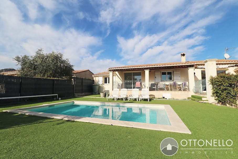 Vente villa 5 pièces 107.9 m² à Roquebrune-sur-Argens (83520), 470 000 €