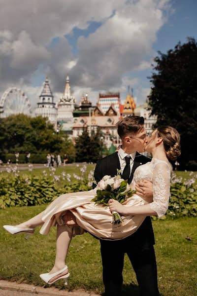 Hääkuvaaja Mariya Klementeva (fotografpolubvi). Kuva otettu 25. syyskuuta 2023