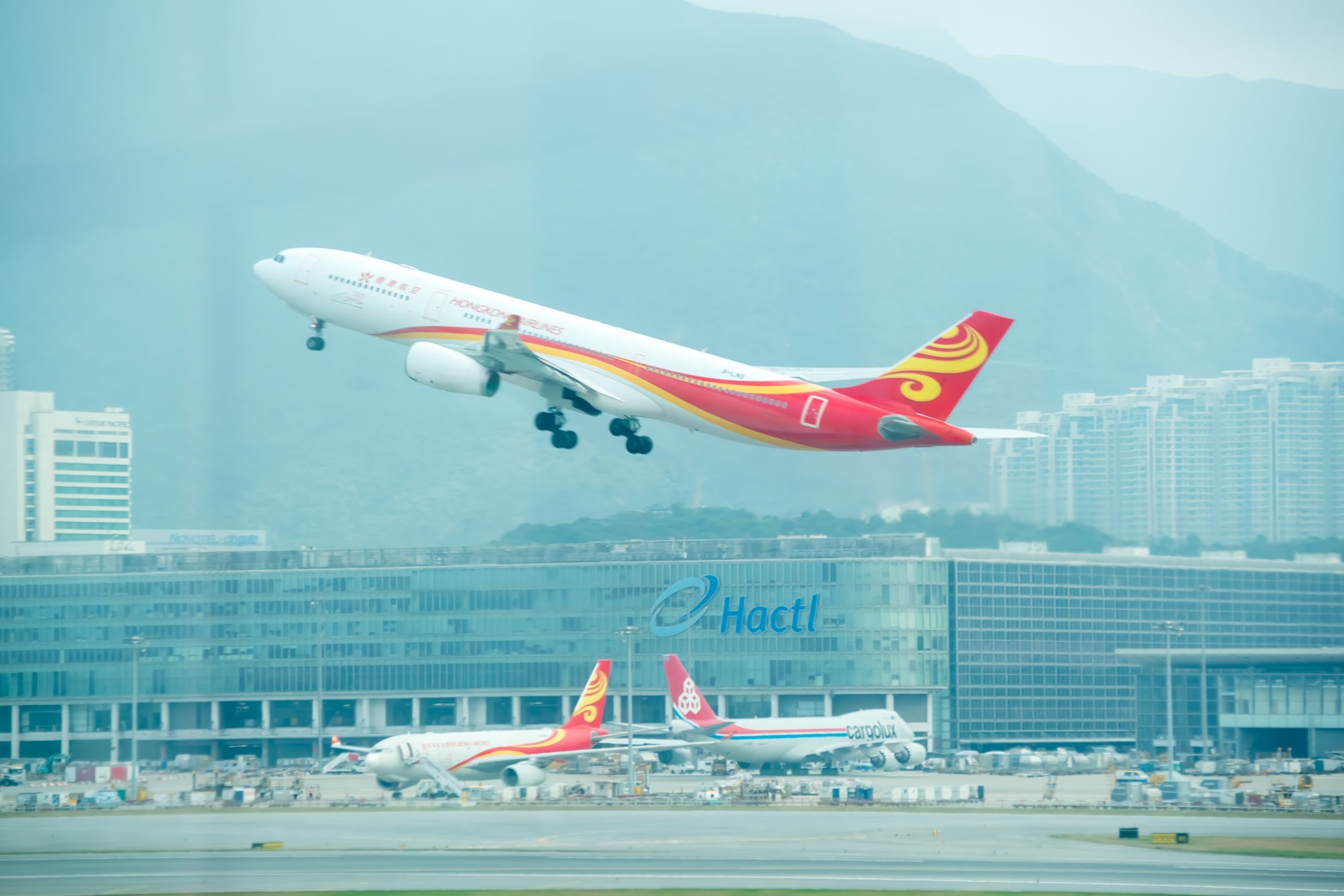 Hong Kong Airlines2