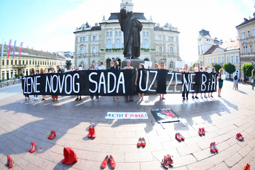  Novi Sad: Performans u znak podrške ženama iz BiH