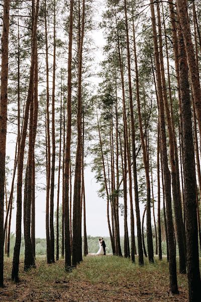 Bryllupsfotograf Anna Lisovaya (foxyneza). Bilde av 1 oktober 2023