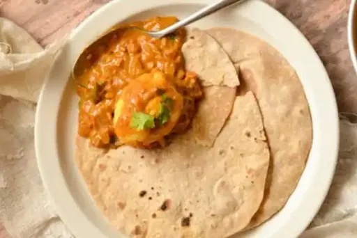 Egg Curry With 5 Roti And Salad