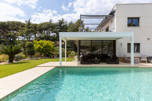 House with garden and terrace 3
