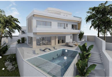 Property with pool 9