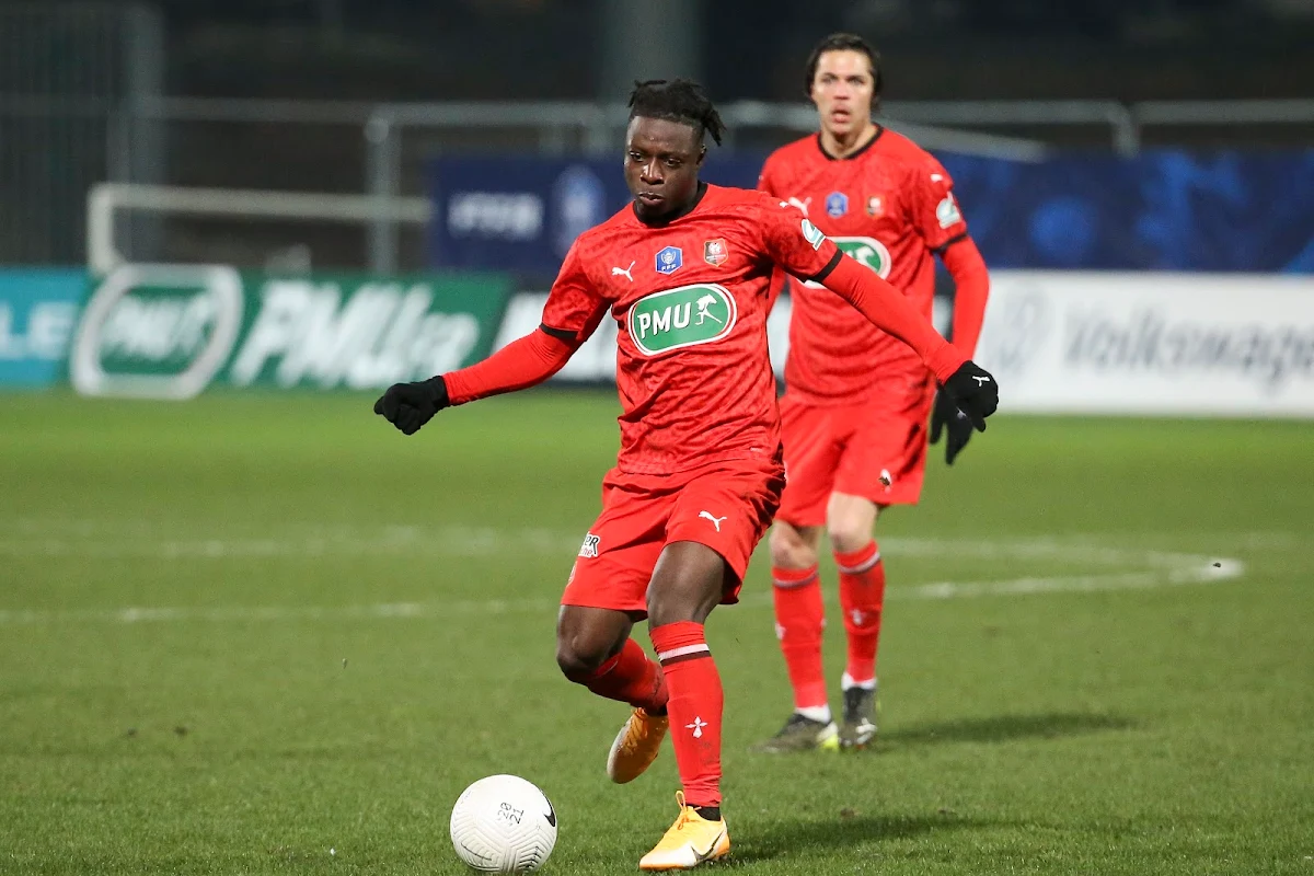 Jérémy Doku dans le viseur d'un club de Premier League 