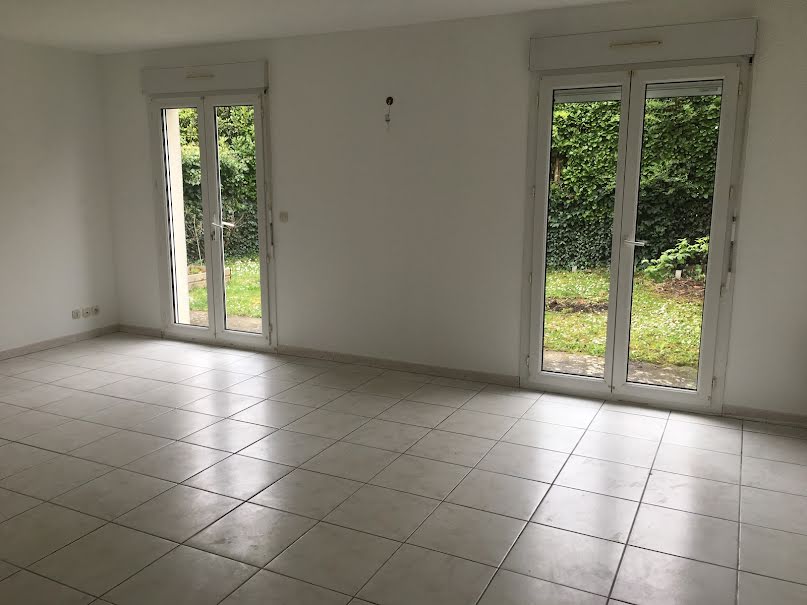 Location  maison 4 pièces 83 m² à Cenon (33150), 1 250 €