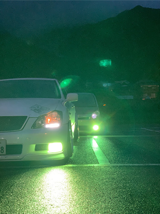 ミラの梅雨明けまだか・L275S・18クラウン・ロイヤルサルーン・車庫調に関するカスタム事例の投稿画像1枚目