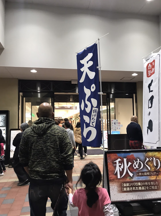 ハイエースバンのSUPER【HYOGO ETERNAL】さんが投稿したカスタム事例の投稿画像7枚目