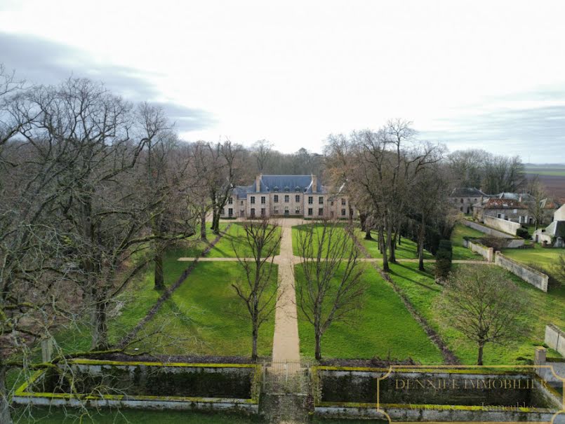 Vente château 35 pièces 2000 m² à Etampes (91150), 1 780 000 €