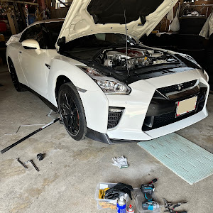 NISSAN GT-R R35