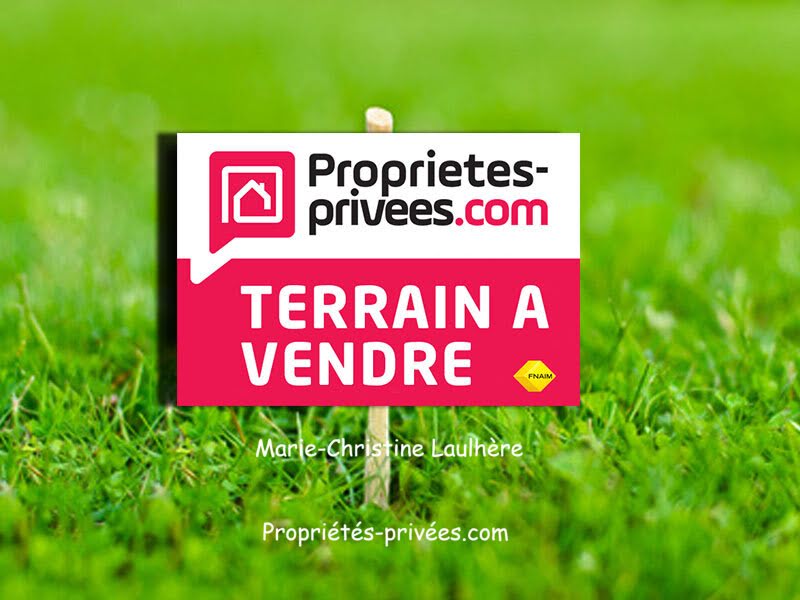 Vente terrain  1261 m² à Berson (33390), 49 000 €