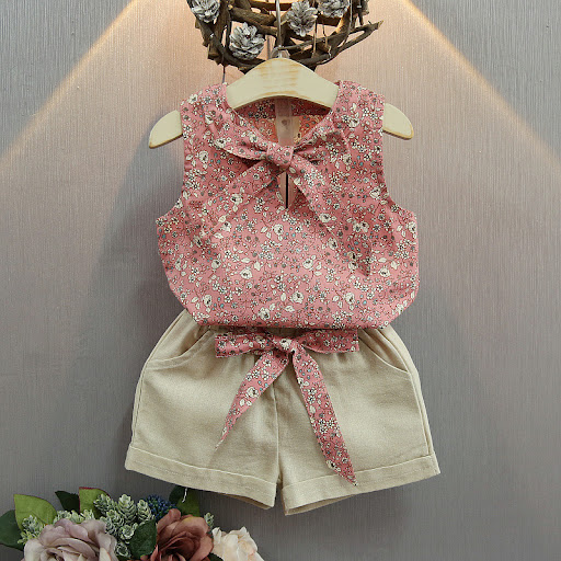 Title 4, Two-piece short sleeve T-shirt and butterfly sh...