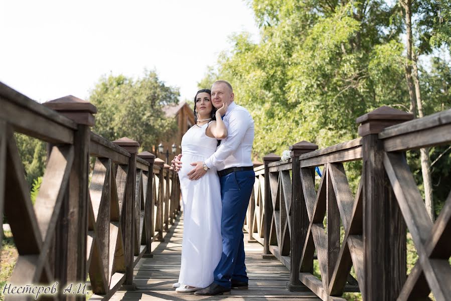 Fotógrafo de bodas Aleksandr Nesterov (nesterov2012). Foto del 4 de octubre 2017