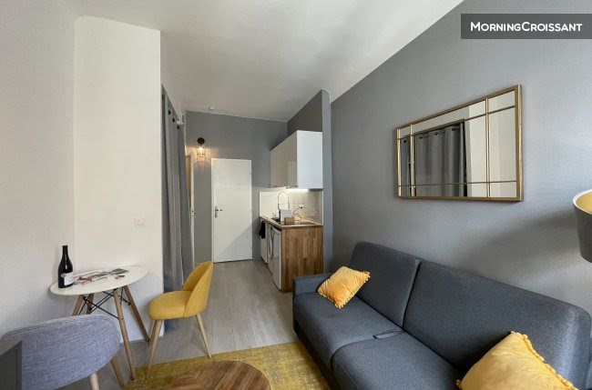 Location meublée appartement 1 pièce 18 m² à Caluire-et-Cuire (69300), 1 290 €