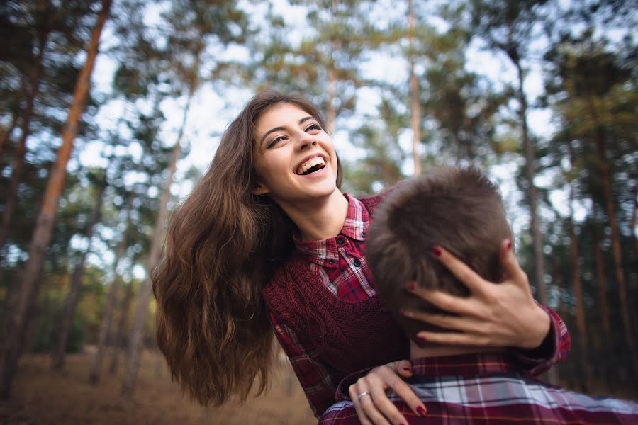 Photographe de mariage Dmitriy Komarenko (komarenko). Photo du 7 avril 2016