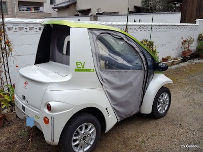 曹長的日々 今度は個人所有 を見つけた ー 小さい車 コムス