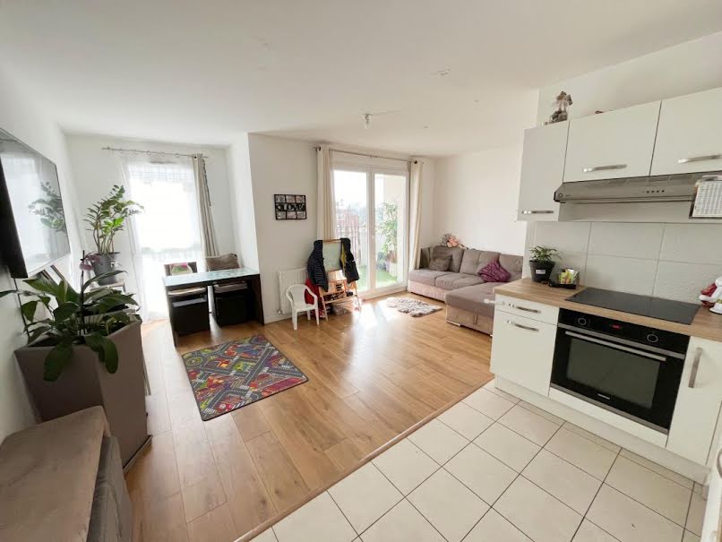 Vente appartement 4 pièces 80 m² à Rosny-sous-Bois (93110), 334 900 €