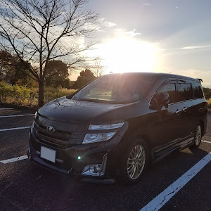 エルグランド E52型