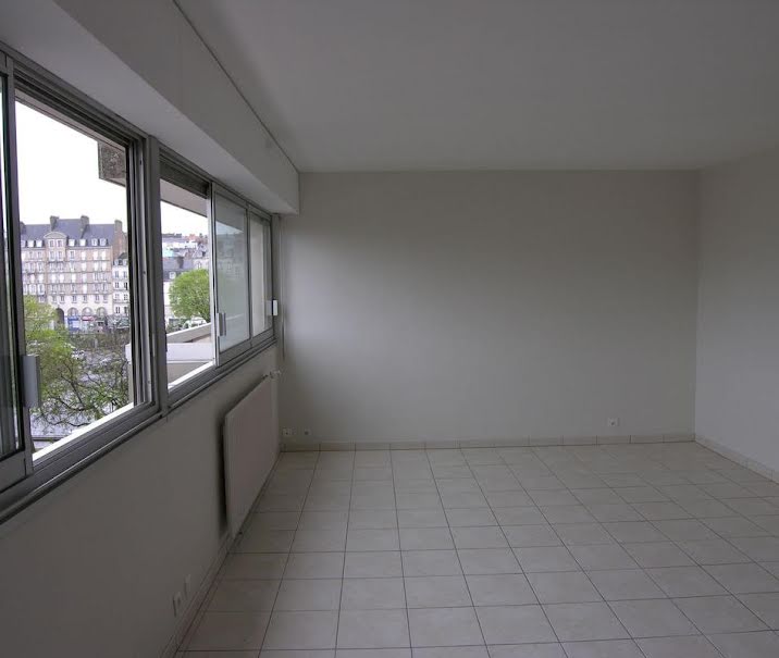 Location  appartement 3 pièces 55 m² à Nantes (44000), 950 €
