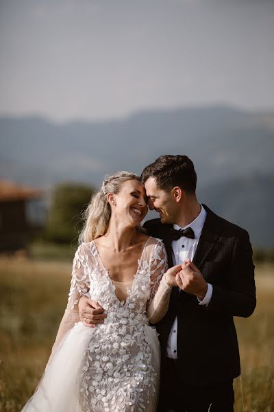 Fotógrafo de casamento Mate Mateshvili (mate). Foto de 12 de março 2021