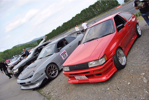 カローラレビン Ae86のdiy 愛車紹介 Ae86 Ae86カローラレビン ドリフトに関するカスタム メンテナンスの投稿画像 車 のカスタム情報はcartune