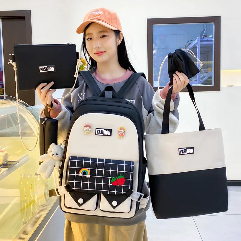 Grote, veelzijdige fashion plaid rugzak, vijfdelig, ideaal voor school, studie of reizen, met veel ruimte en stijl.