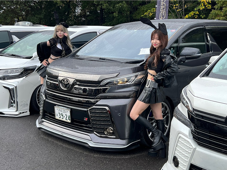 ヴェルファイアのフリPaPa杯・キャンギャルに関するカスタム事例の投稿画像14枚目