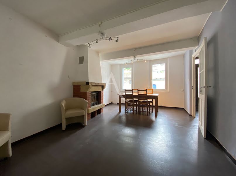 Vente maison 4 pièces 102.82 m² à Castelnaudary (11400), 110 000 €